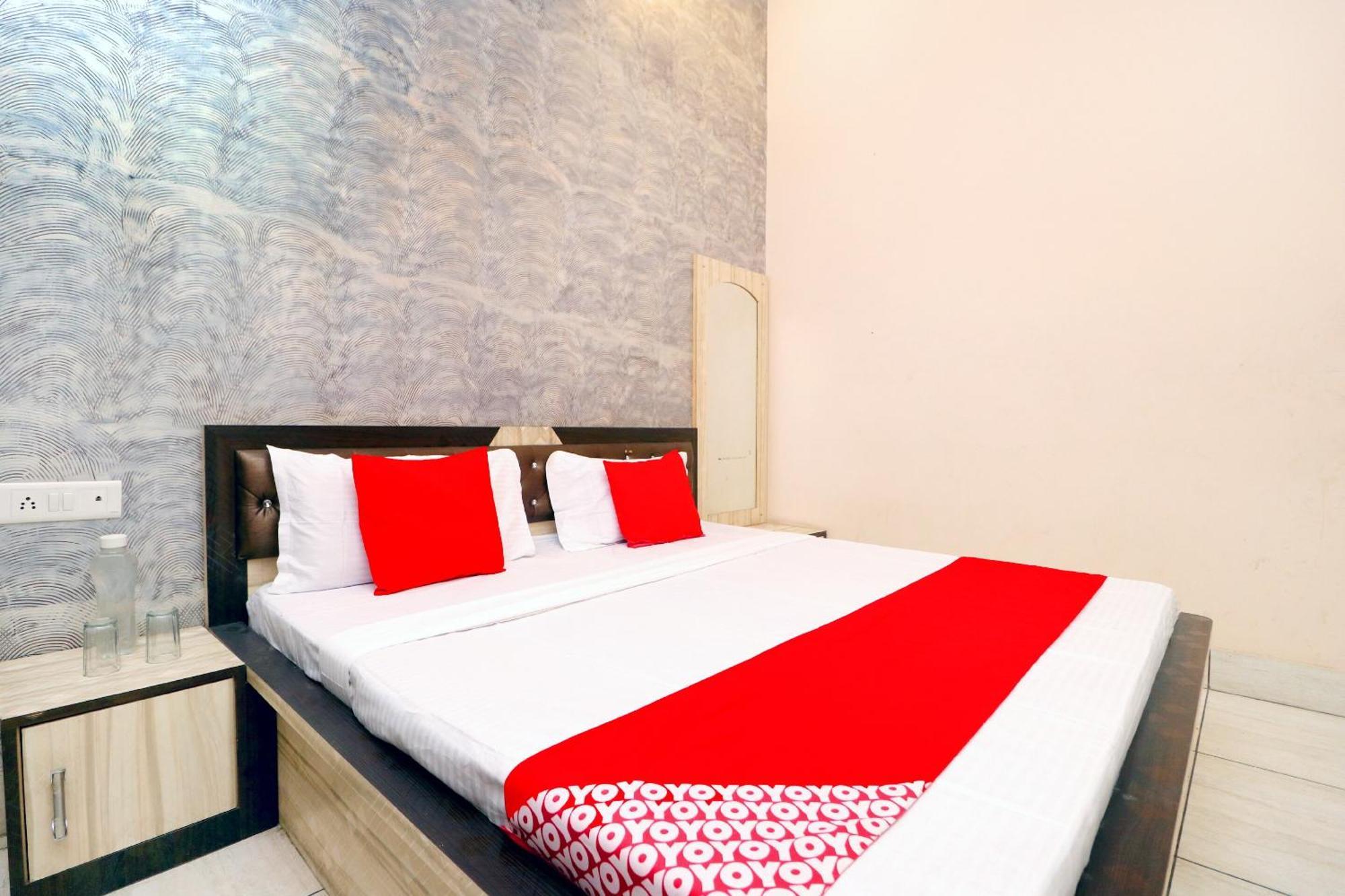 Hotel O Pushp Vatika Bhiwāni Екстериор снимка