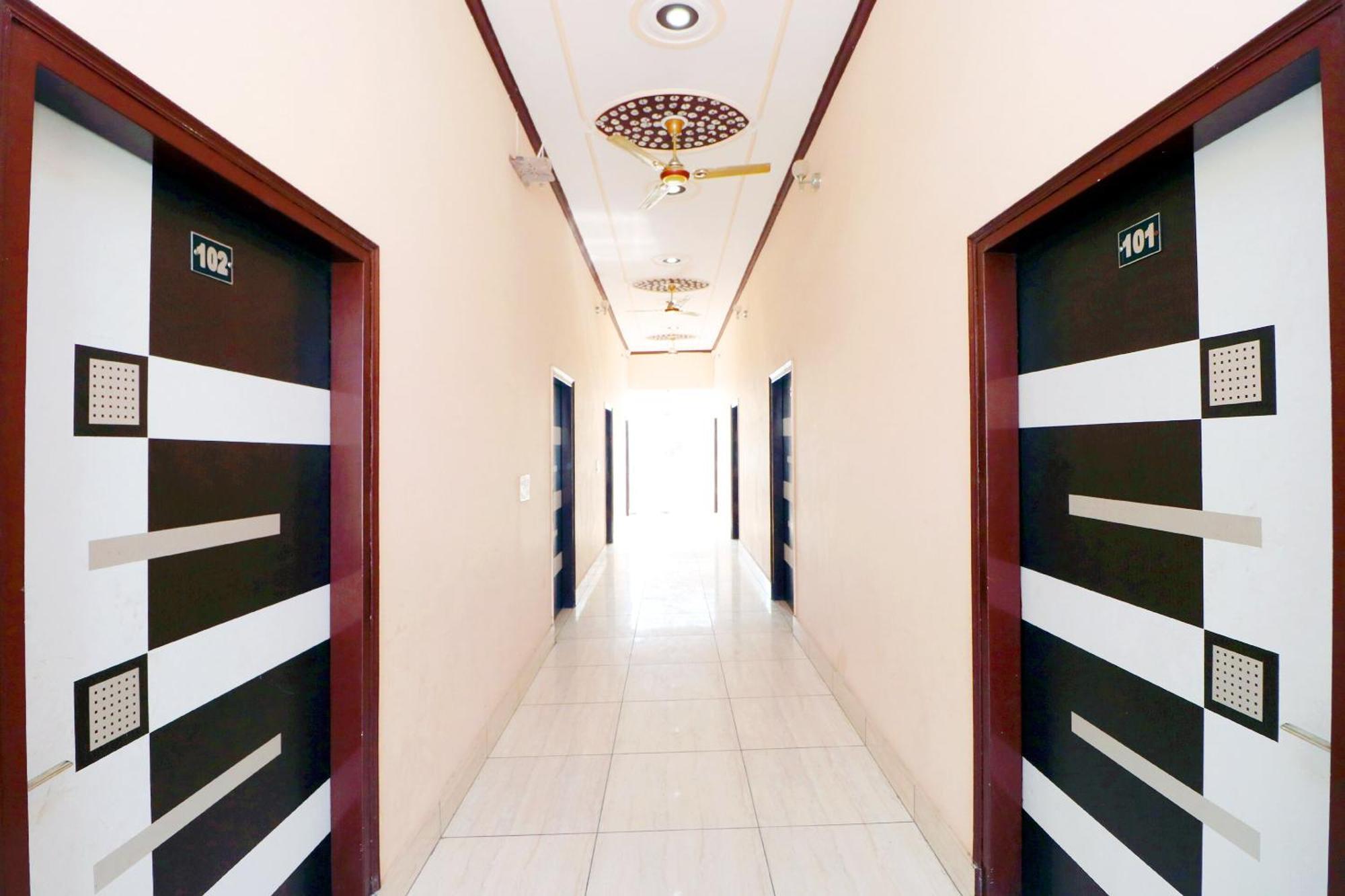 Hotel O Pushp Vatika Bhiwāni Екстериор снимка